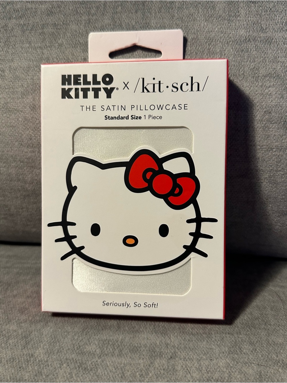 NIB KITSCH x Hello Kitty Satin in Ivory Bow Standard size Pillowcase